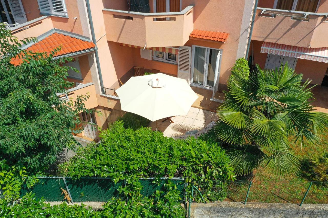 Moro Malinska Apartment Exterior photo